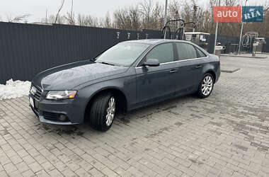 Седан Audi A4 2011 в Києві