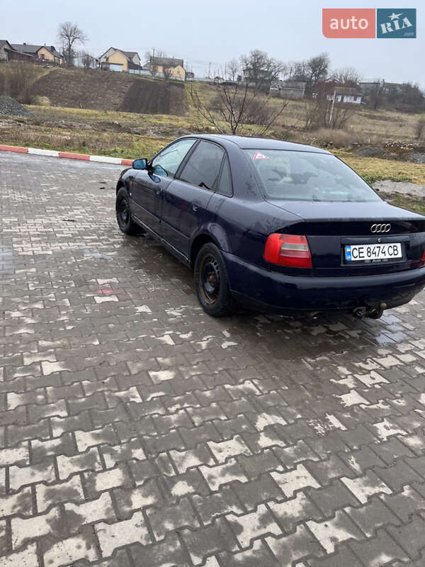 Седан Audi A4 1997 в Чернівцях