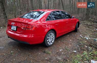 Седан Audi A4 2012 в Киеве