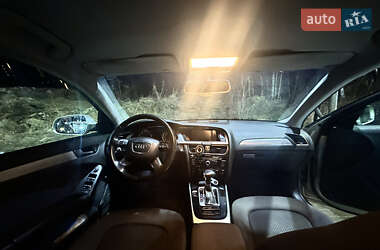 Седан Audi A4 2012 в Львове