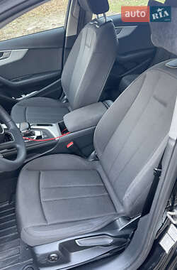 Универсал Audi A4 2019 в 