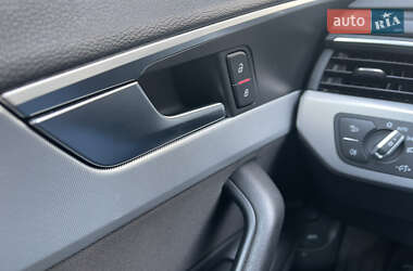 Универсал Audi A4 2019 в 