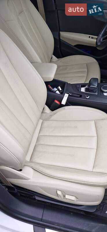 Седан Audi A4 2017 в Умани