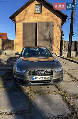 Универсал Audi A4 2015 в 