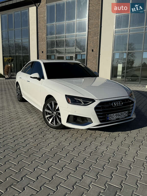 Седан Audi A4 2020 в Тернополі