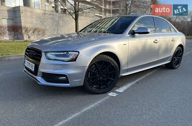 Седан Audi A4 2014 в 