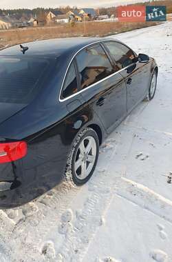 Седан Audi A4 2013 в Луцке