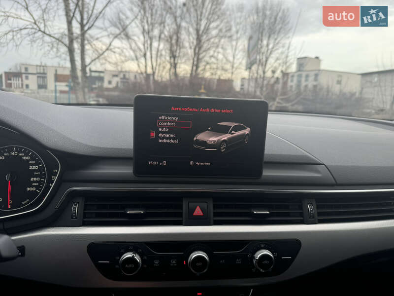 Седан Audi A4 2016 в Киеве