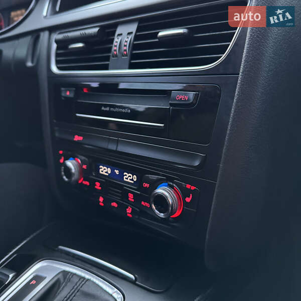 Седан Audi A4 2012 в Ивано-Франковске