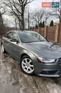 Седан Audi A4 2013 в Тернополе