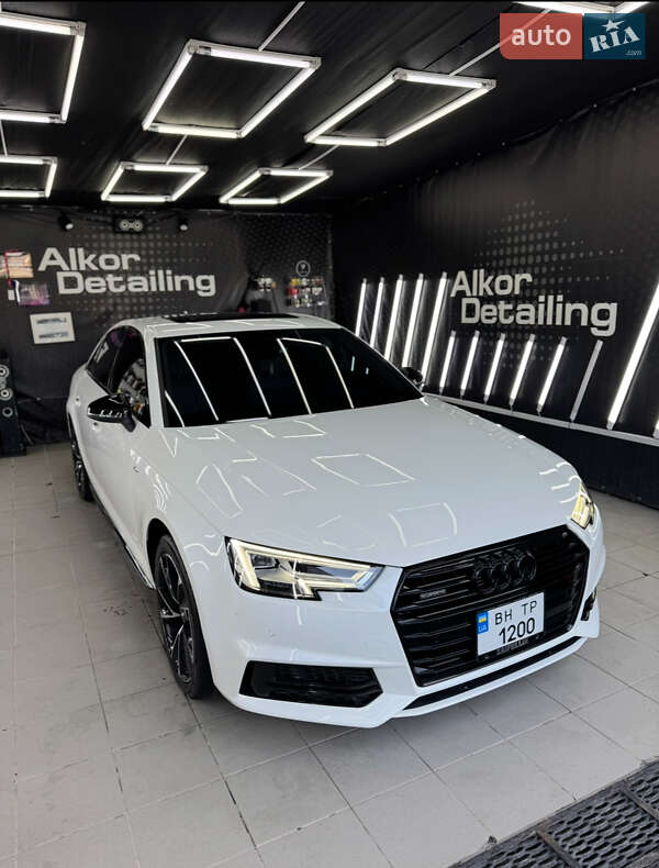 Седан Audi A4 2016 в Одессе
