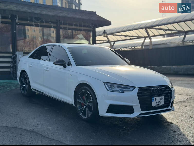 Седан Audi A4 2016 в Одессе