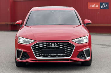 Седан Audi A4 2020 в 