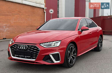 Седан Audi A4 2020 в 
