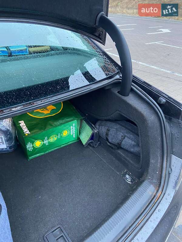 Седан Audi A4 2008 в Києві фото 29 Седан Audi A4 2008 в Києві