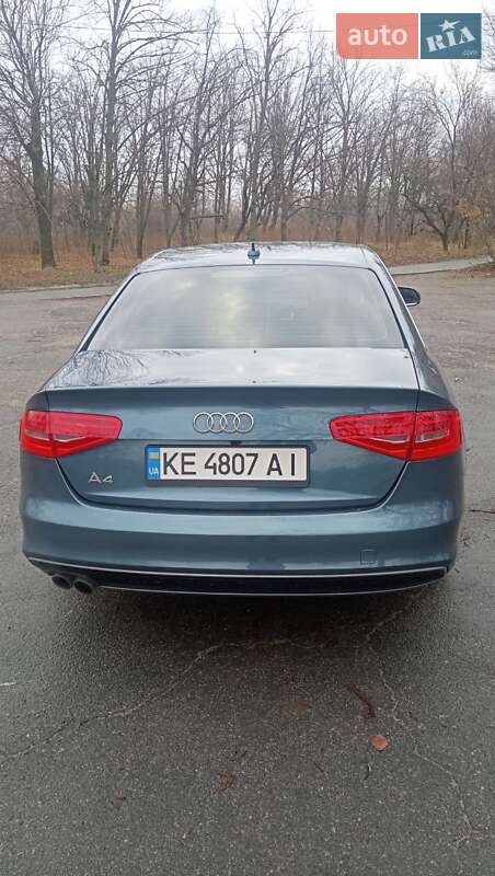 Седан Audi A4 2015 в Днепре