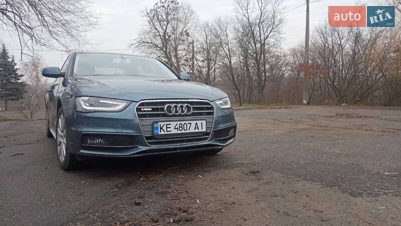 Седан Audi A4 2015 в Днепре