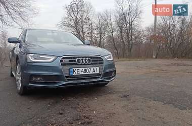 Седан Audi A4 2015 в Днепре