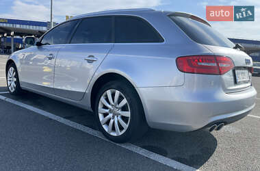 Универсал Audi A4 2015 в 