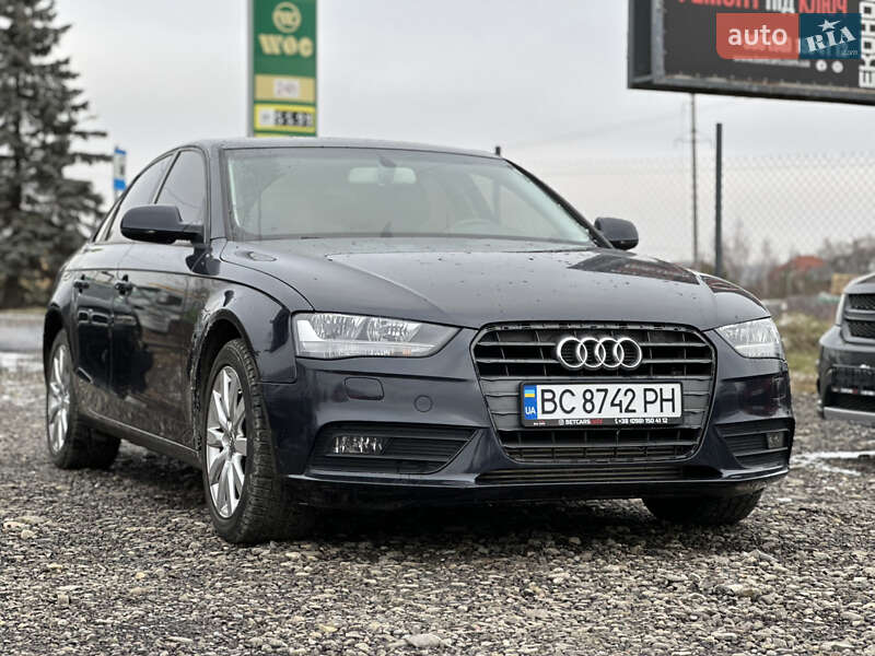 Седан Audi A4 2013 в Львові