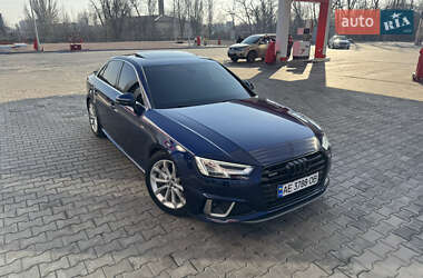 Седан Audi A4 2019 в Кривом Роге