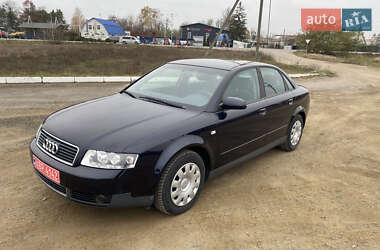 Седан Audi A4 2002 в Сарнах