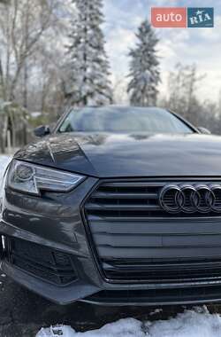 Седан Audi A4 2018 в 