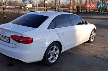 Седан Audi A4 2015 в 