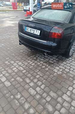 Седан Audi A4 2004 в 