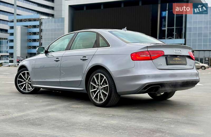 Седан Audi A4 2014 в Киеве