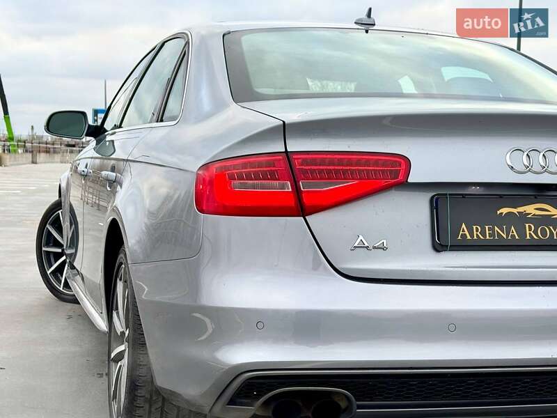 Седан Audi A4 2014 в Киеве