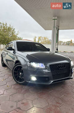 Седан Audi A4 2011 в Одесі