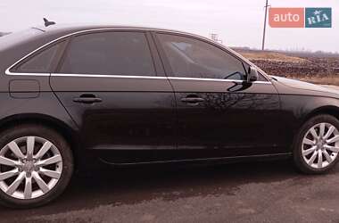Седан Audi A4 2010 в Котельве