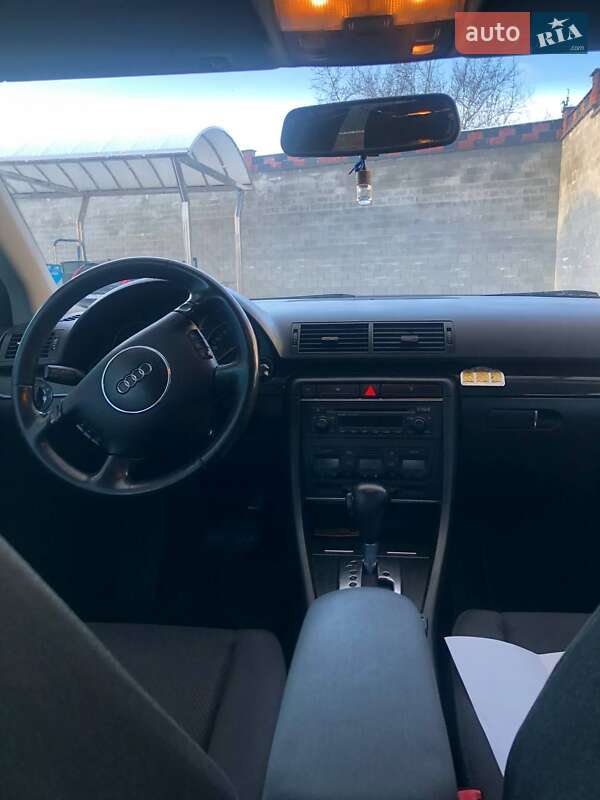 Универсал Audi A4 2004 в Ровно