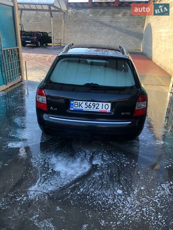 Универсал Audi A4 2004 в Ровно
