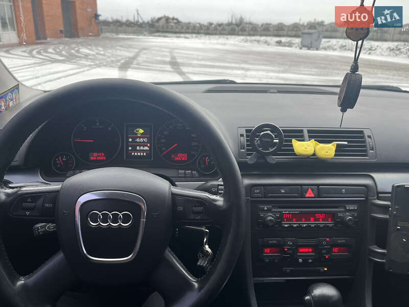 Универсал Audi A4 2005 в Дубровице