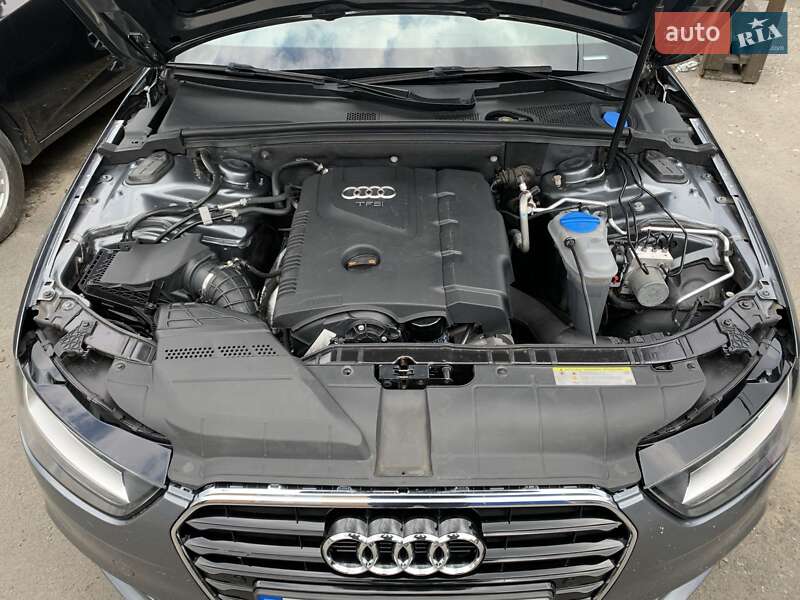Седан Audi A4 2012 в Кривому Розі