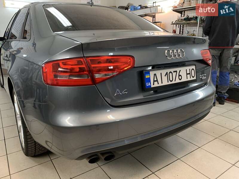 Седан Audi A4 2012 в Кривому Розі