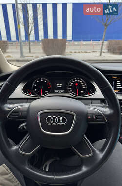 Седан Audi A4 2013 в Киеве