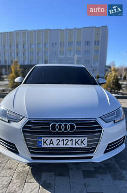 Седан Audi A4 2016 в 