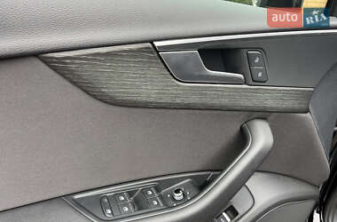 Универсал Audi A4 2019 в 