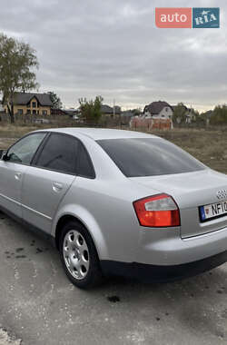 Седан Audi A4 2004 в Рокитном