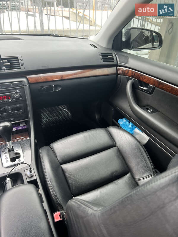 Седан Audi A4 2006 в Львове