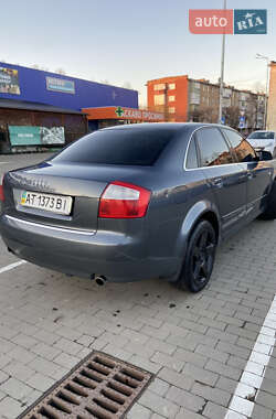 Седан Audi A4 2002 в Калуші