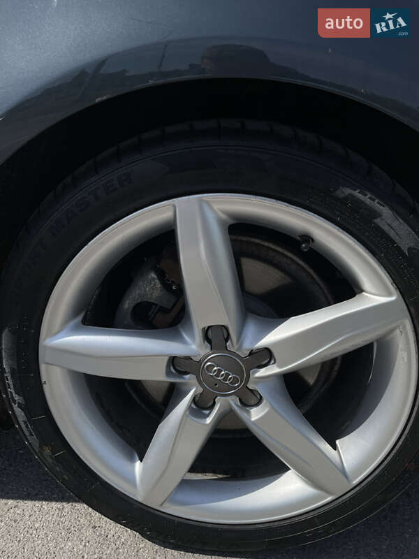 Седан Audi A4 2008 в Виннице
