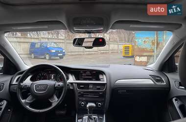 Седан Audi A4 2012 в 