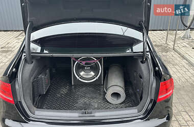 Седан Audi A4 2011 в 