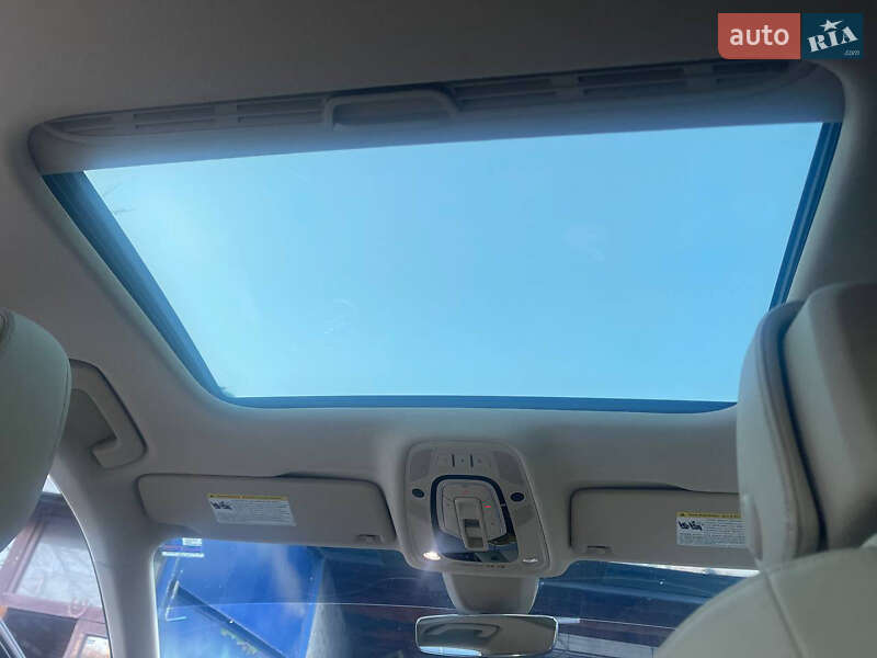 Седан Audi A4 2018 в Киеве