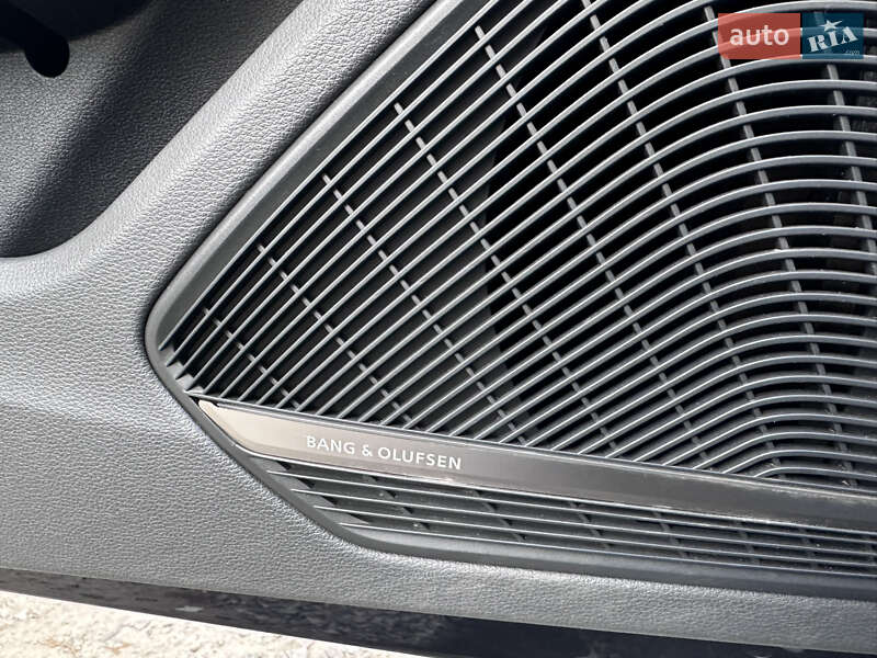 Седан Audi A4 2018 в Харкові