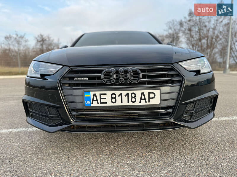 Седан Audi A4 2018 в Днепре